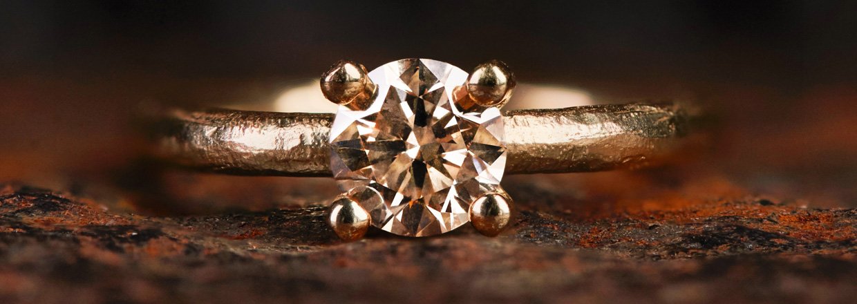 HÅNDLAVEDE DIAMANTRINGE