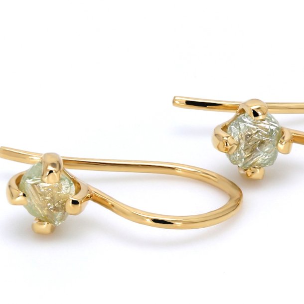 �RERINGE MED ROUGH DIAMONDS