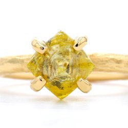 RING MED INTENSE YELLOW R DIAMANT