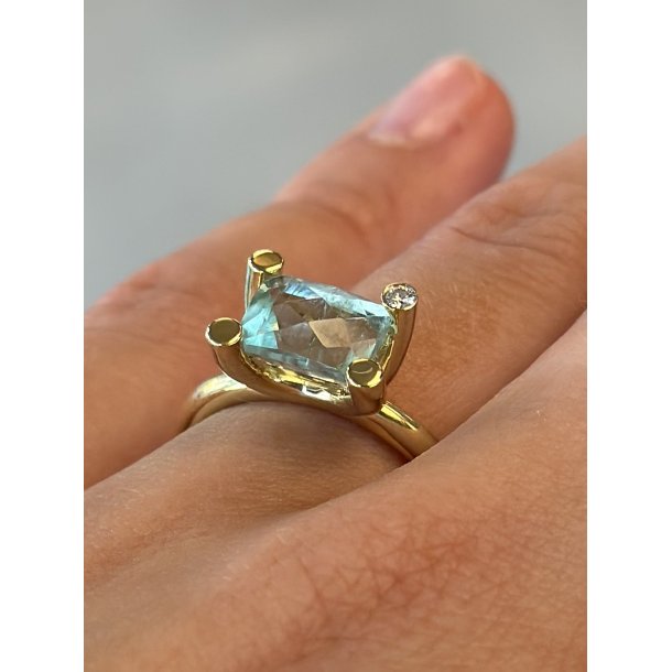 STOR AQUAMARIN RING 