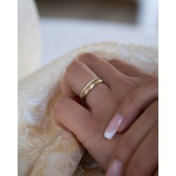 RUSTIKKE VIELSESRINGE