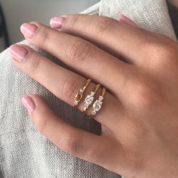 3-STENS RING MED DIAMANTER