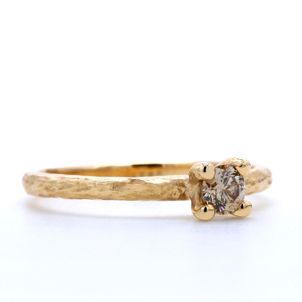 RING MED CHAMPAGNE DIAMANT 0.30 CT