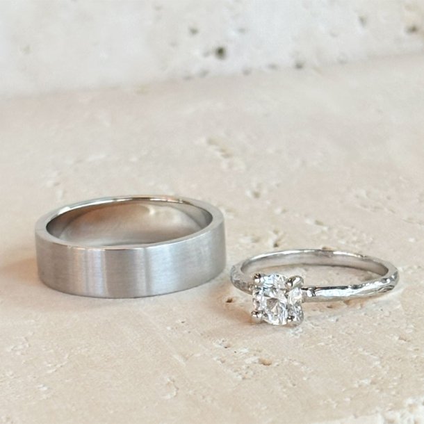 VIELSESRING DIAMANT HVIDGULD