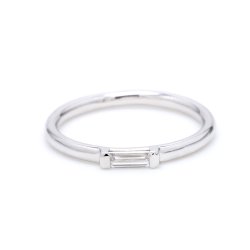 ENKEL DIAMANTRING I HVIDGULD