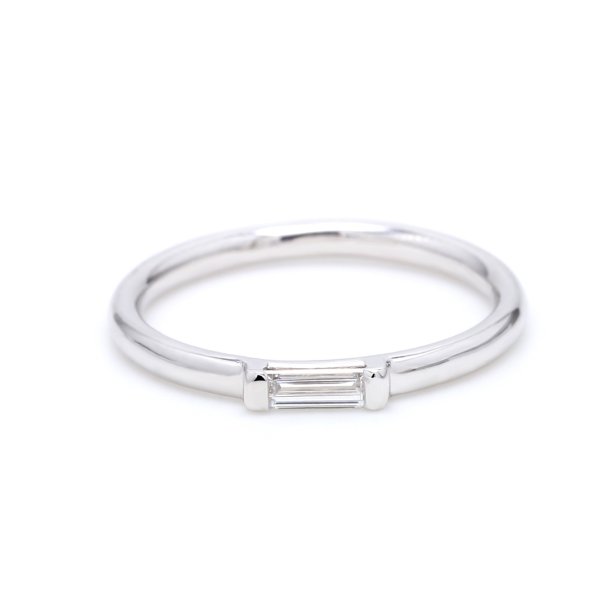 ENKEL DIAMANTRING I HVIDGULD