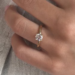 NOVA SOLITAIRERING MED 0.50 CT DIAMANT TW