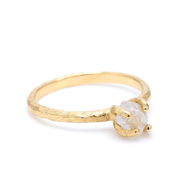 RING MED R� DIAMANT KLAR HVID