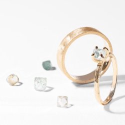 VIELSESRING MED USLEBEN DIAMANT