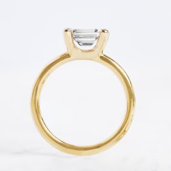 EMERALD CUT DIAMANTRING CHAMPAGNE 