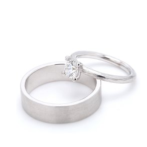 VIELSESRING HVIDGULD DIAMANT